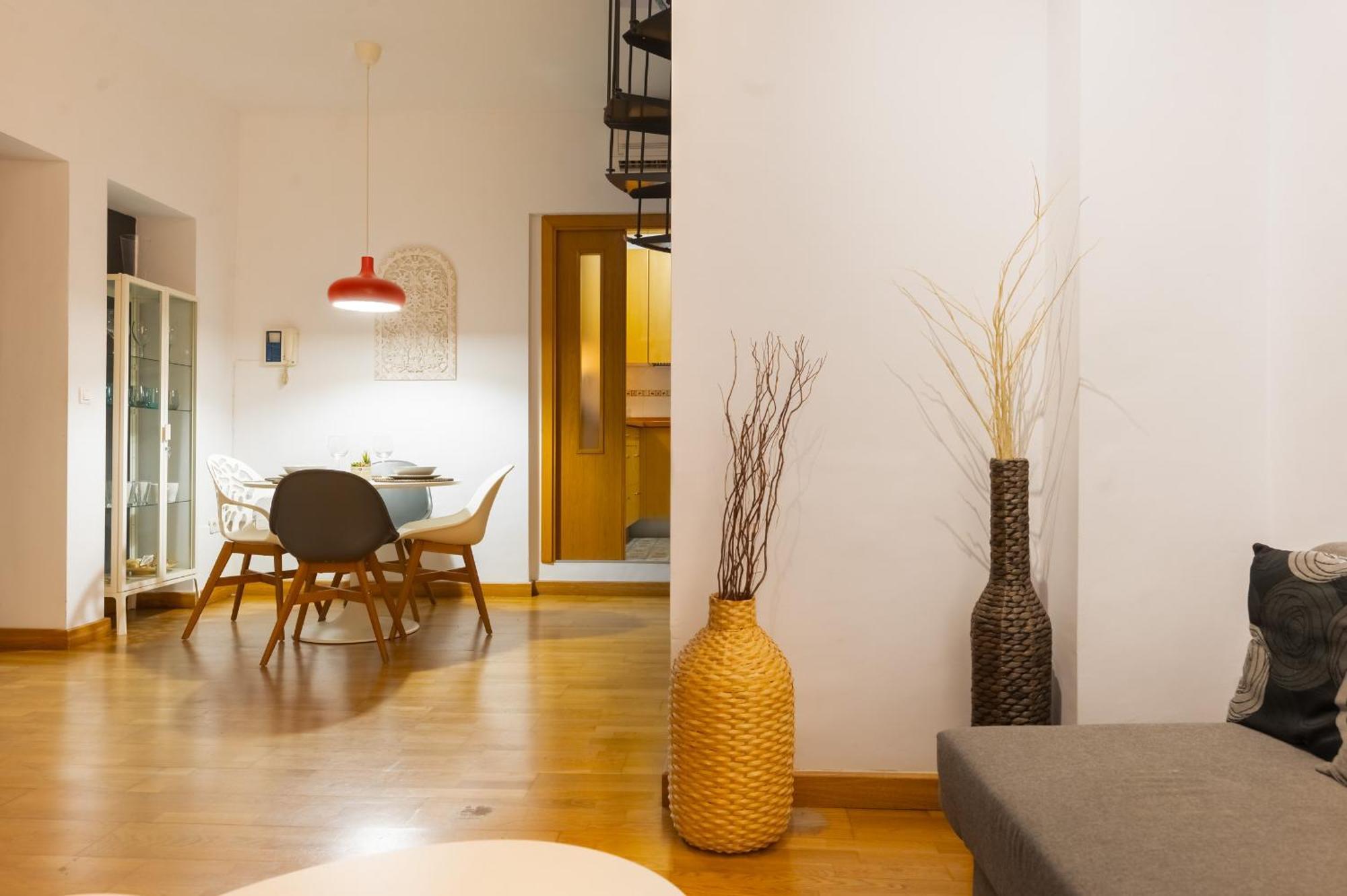 セビリアDuplex Moderno Alamedaアパートメント エクステリア 写真